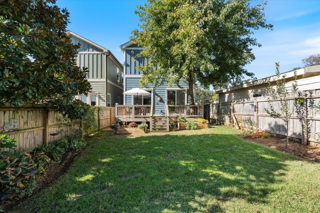 544B Croley Dr, Nashville, TN 37209