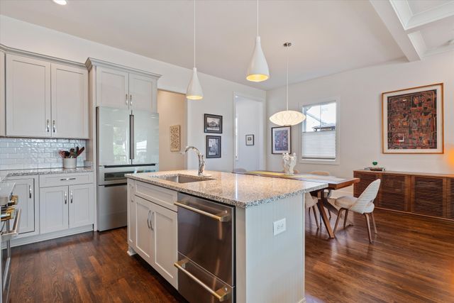 544B Croley Dr, Nashville, TN 37209