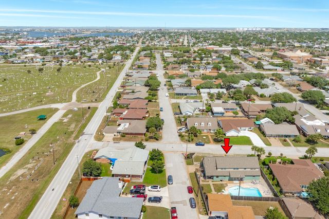 5525 Ibis Drive, Galveston, TX 77551