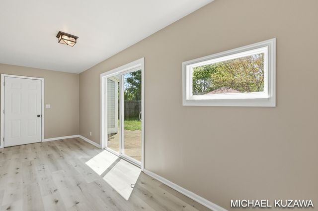 1438 Pennoyer Avenue, Grand Haven, MI 49417