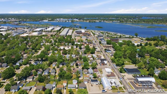 1438 Pennoyer Avenue, Grand Haven, MI 49417