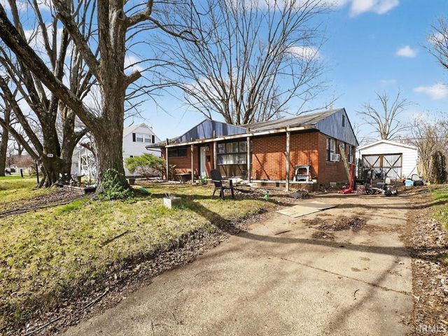 5012 Helmuth Avenue, Evansville, IN 47715