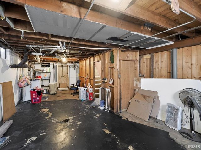 5012 Helmuth Avenue, Evansville, IN 47715