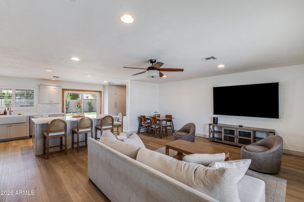 3033 E Turney Avenue, Phoenix, AZ 85016 — photo 4