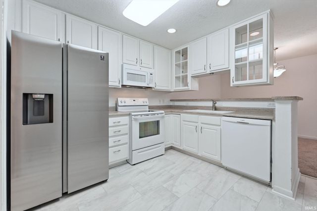 5194 Coventry Lane, Fort Wayne, IN 46804