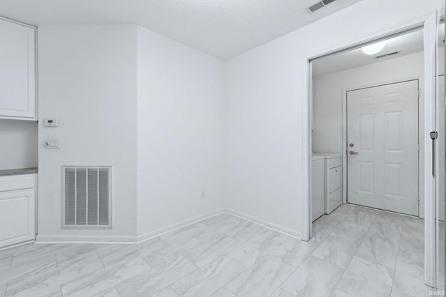 5194 Coventry Lane, Fort Wayne, IN 46804