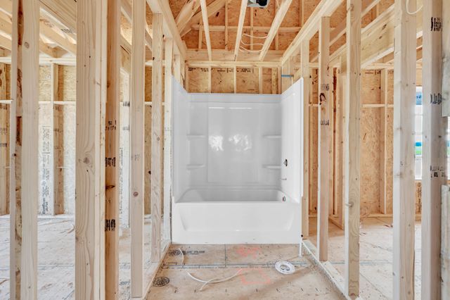 226 Low Plains Ln, Clarksville, TN 37043