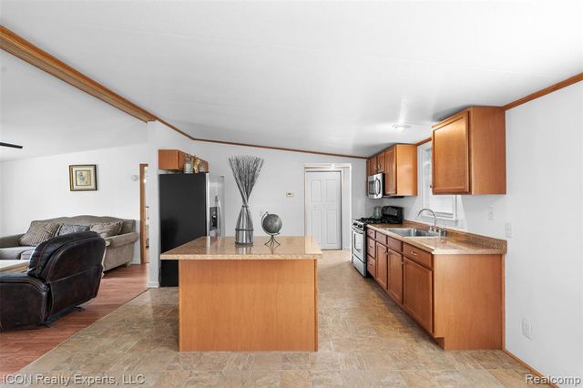 13620 Gilbert Road, Allenton, MI 48002