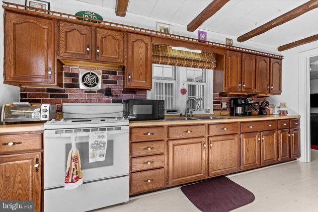 1365 ROUTE 209, Millersburg, PA 17061