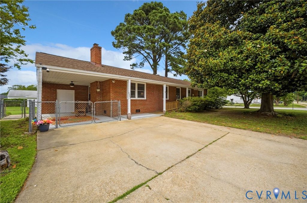 1525 N Mallory St, Hampton, VA 23664