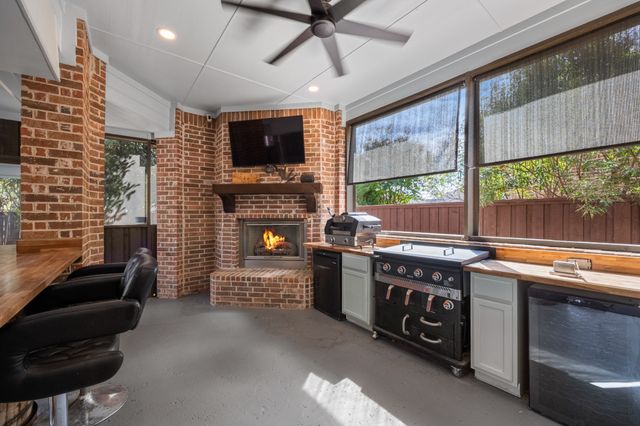 205 Chatfield Drive, Rockwall, TX 75087