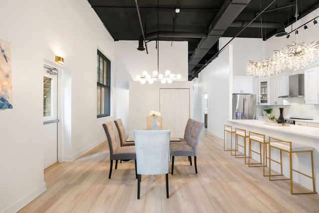 120 S State Street 4, Chicago, IL 60603