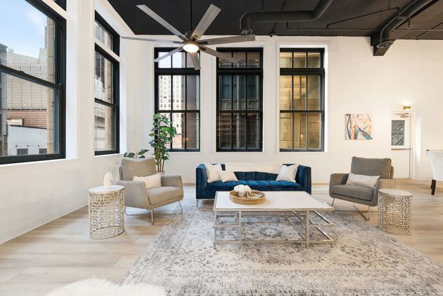 120 S State Street 4, Chicago, IL 60603