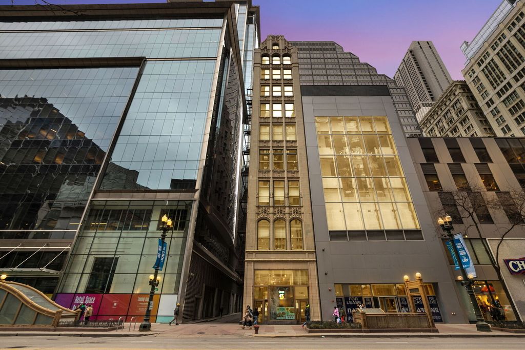 120 S State Street 4, Chicago, IL 60603