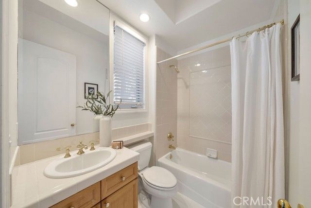 1731 Vista Lomitas, Fullerton, CA 92831