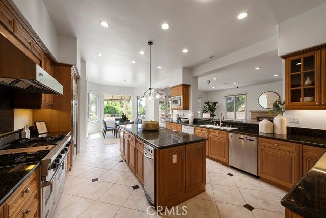 1731 Vista Lomitas, Fullerton, CA 92831