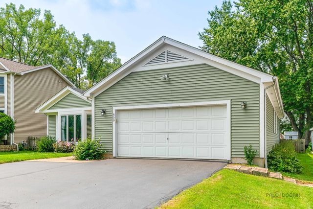 809 Carol Avenue S, Mchenry, IL 60050