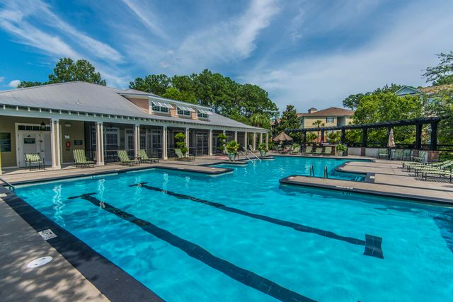 1319 Basildon Road, Mount Pleasant, SC 29466