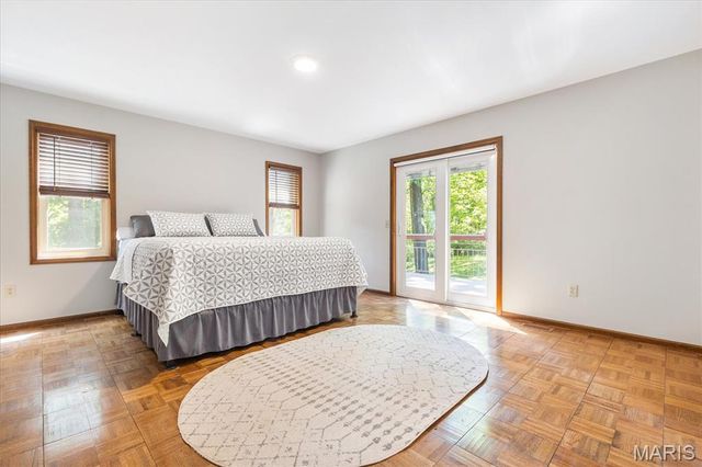 3500 Carrico Manor Lane, Florissant, MO 63034