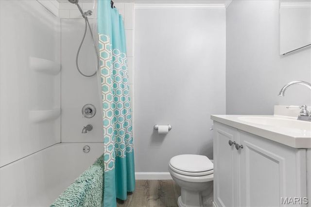 3500 Carrico Manor Lane, Florissant, MO 63034