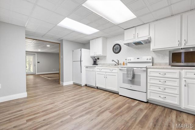 3500 Carrico Manor Lane, Florissant, MO 63034