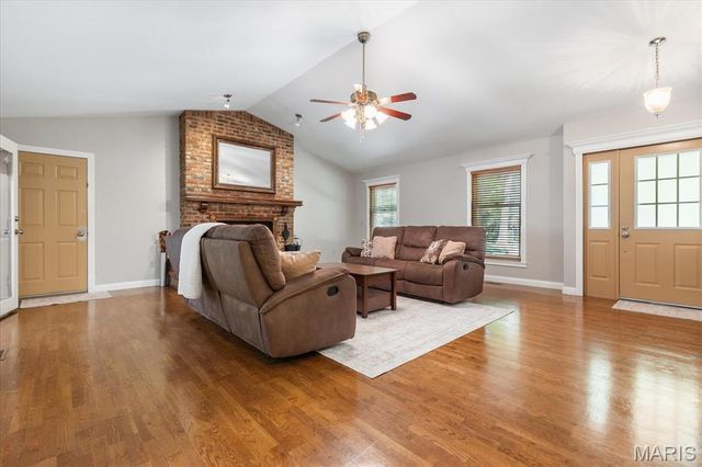 3500 Carrico Manor Lane, Florissant, MO 63034