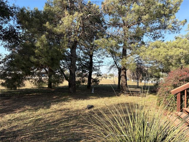 8461 Longhorn Drive, Justin, TX 76247