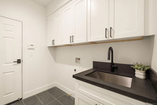 5342 Renaissance Ave, San Diego, CA 92122