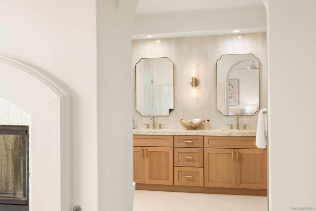 5342 Renaissance Ave, San Diego, CA 92122