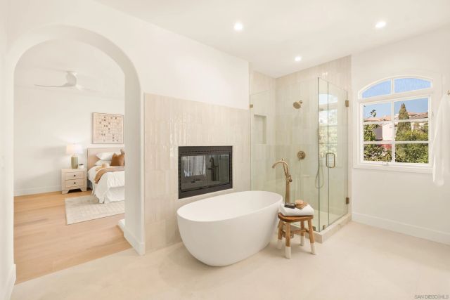 5342 Renaissance Ave, San Diego, CA 92122