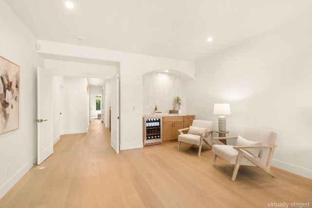 5342 Renaissance Ave, San Diego, CA 92122