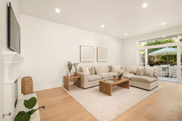 5342 Renaissance Ave, San Diego, CA 92122