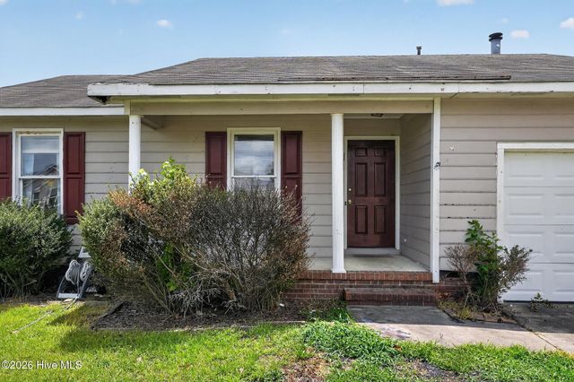 924 Glen Reilly Drive, Fayetteville, NC 28314