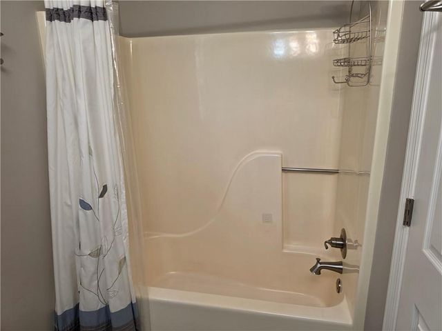 1186 Crestbrook Lane SW, Mableton, GA 30126