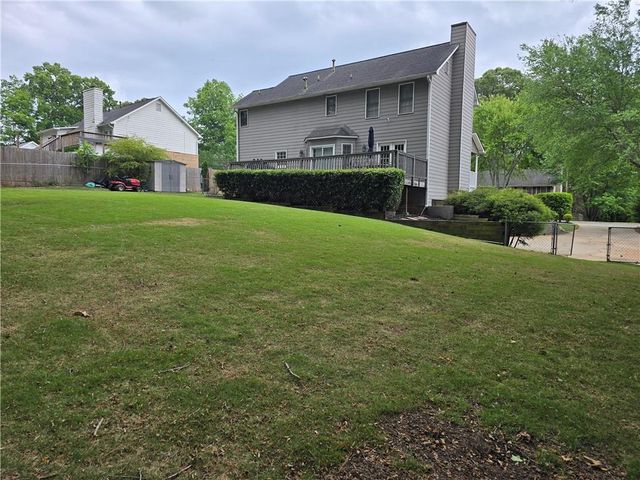 1186 Crestbrook Lane SW, Mableton, GA 30126