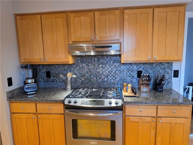 1186 Crestbrook Lane SW, Mableton, GA 30126