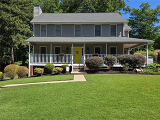 1186 Crestbrook Lane SW, Mableton, GA 30126