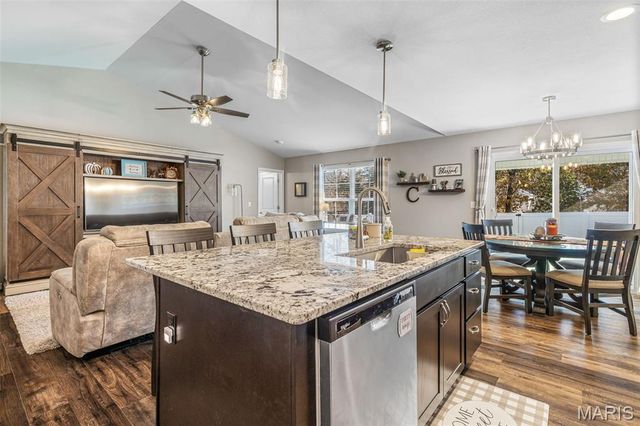 1133 Providence Way, Herculaneum, MO 63048