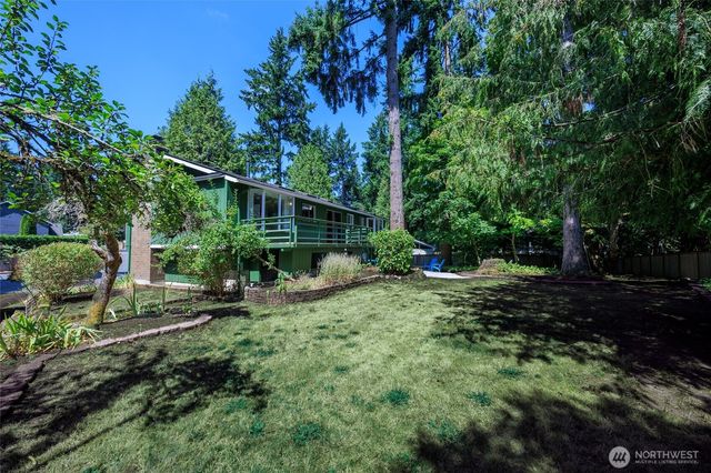 12822 NE 68th Street, Kirkland, WA 98033