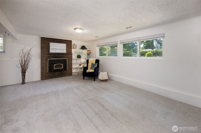 12822 NE 68th Street, Kirkland, WA 98033