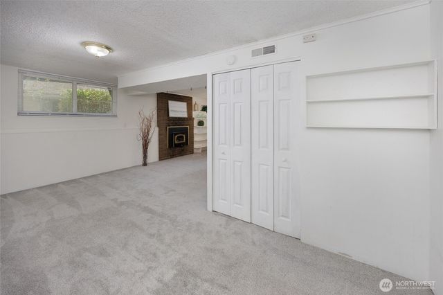 12822 NE 68th Street, Kirkland, WA 98033