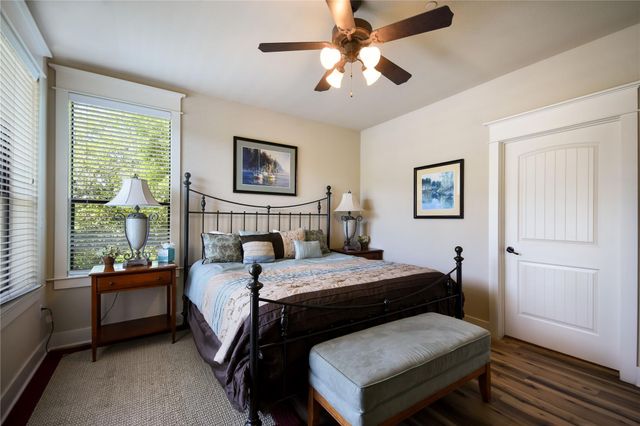 17800 Edgewood WAY 203, Jonestown, TX 78645