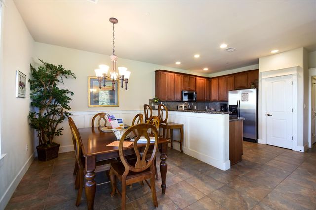 17800 Edgewood WAY 203, Jonestown, TX 78645