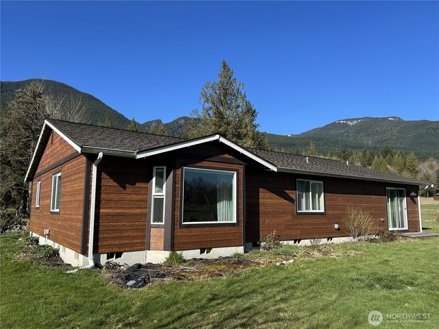 32011 371st Avenue NE, Arlington, WA 98223