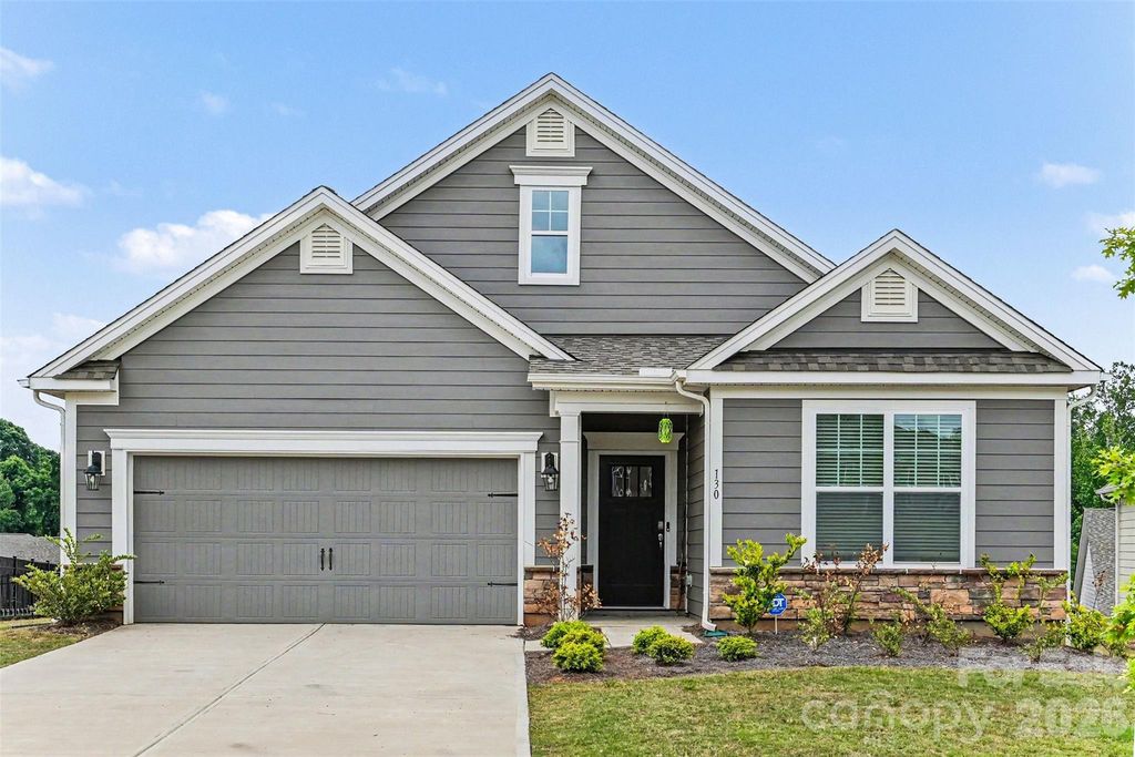 130 Ari Avenue, Troutman, NC 28166