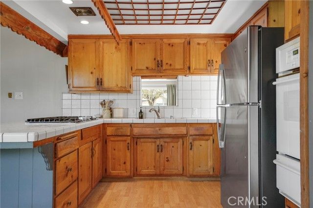 18309 Purche Avenue, Torrance, CA 90504