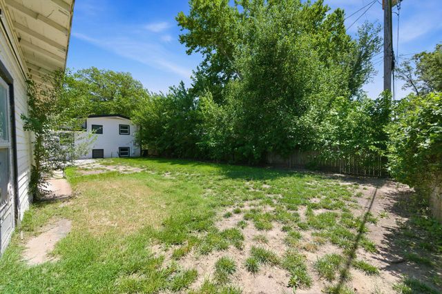 1921 N Gow St, Wichita, KS 67203