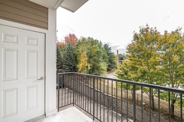 989 East Street 210, Dedham, MA 02026