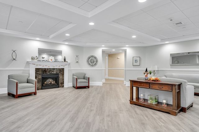 989 East Street 210, Dedham, MA 02026