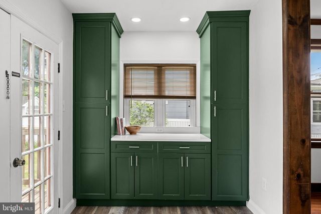 18 E MADISON AVE, Collingswood, NJ 08108